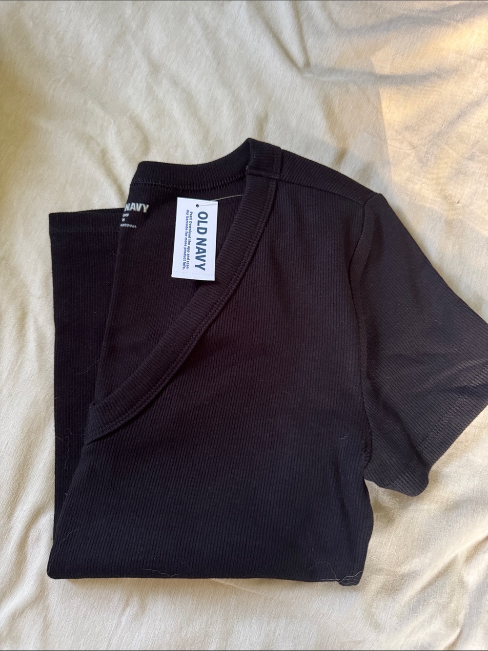 NWT Old Navy Snug Crop Ribbed V-Neck